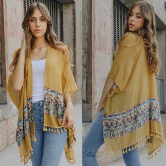🇺🇸SALE🇺🇸Mustard Boho Embroidered Tassel Kimono - Picture 4 of 7